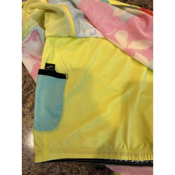 Brooks Skort Yellow Red Floral Pattern Size XL Tennis Golf Pickleball - Picture 3 of 8